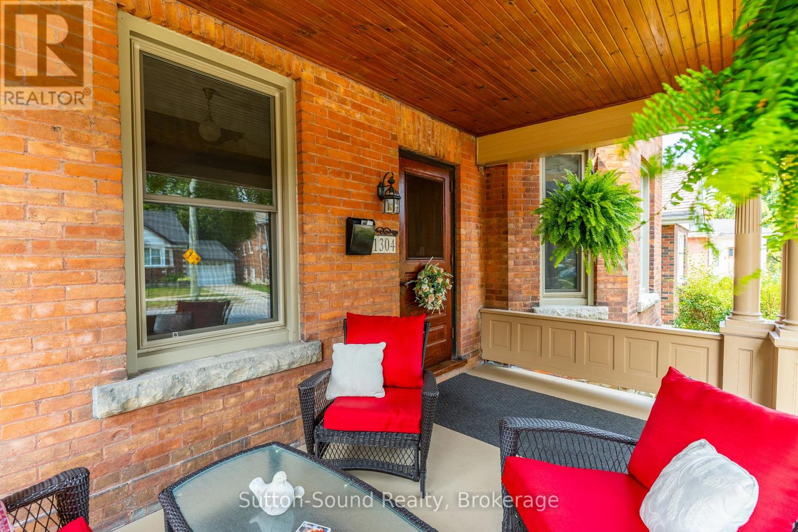 1304 4th Avenue W, Owen Sound, Ontario  N4K 4W8 - Photo 3 - X12963266
