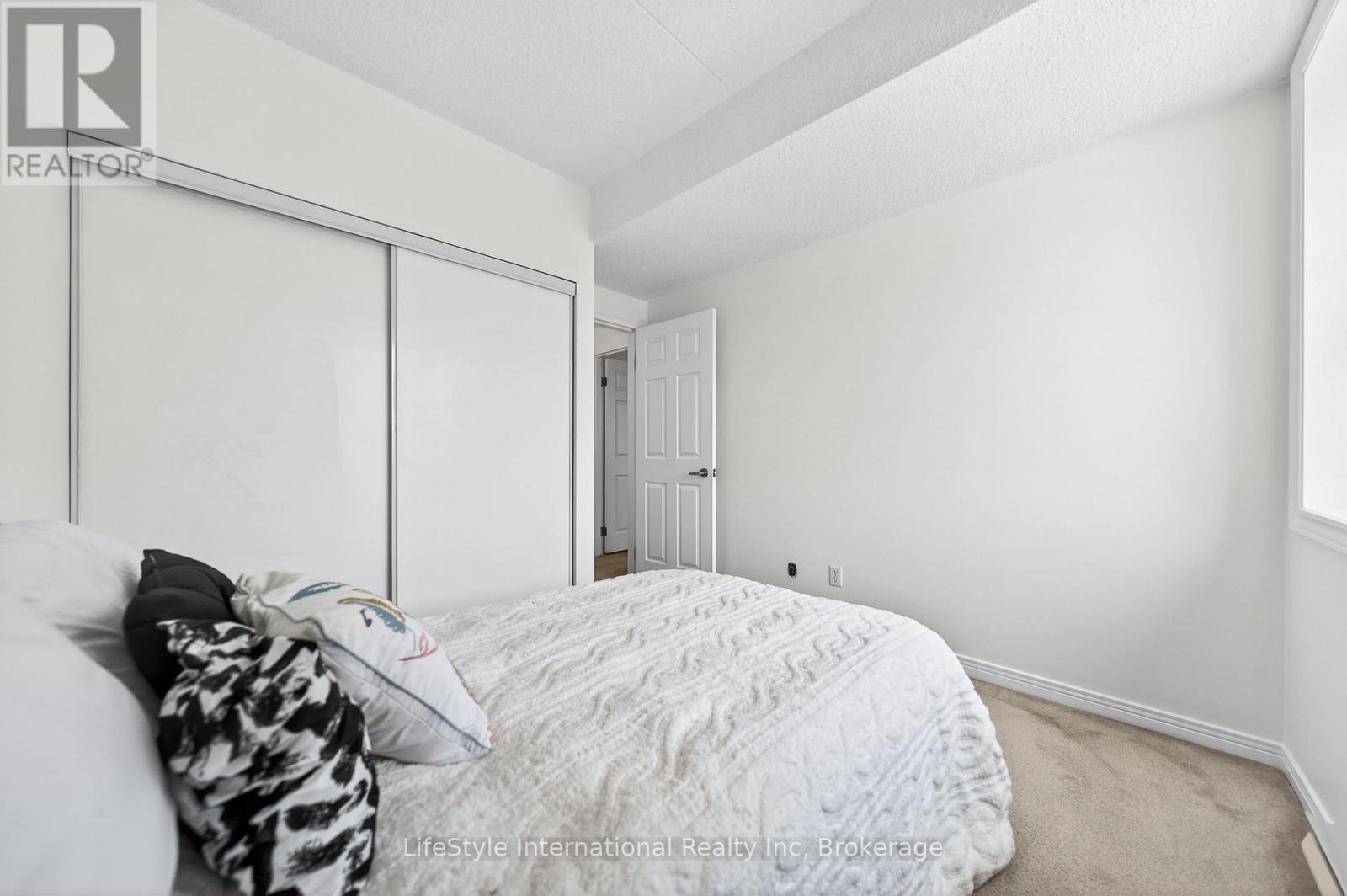 103 - 208 Silvercreek Parkway N, Guelph, Ontario  N1H 8H2 - Photo 15 - X12964520