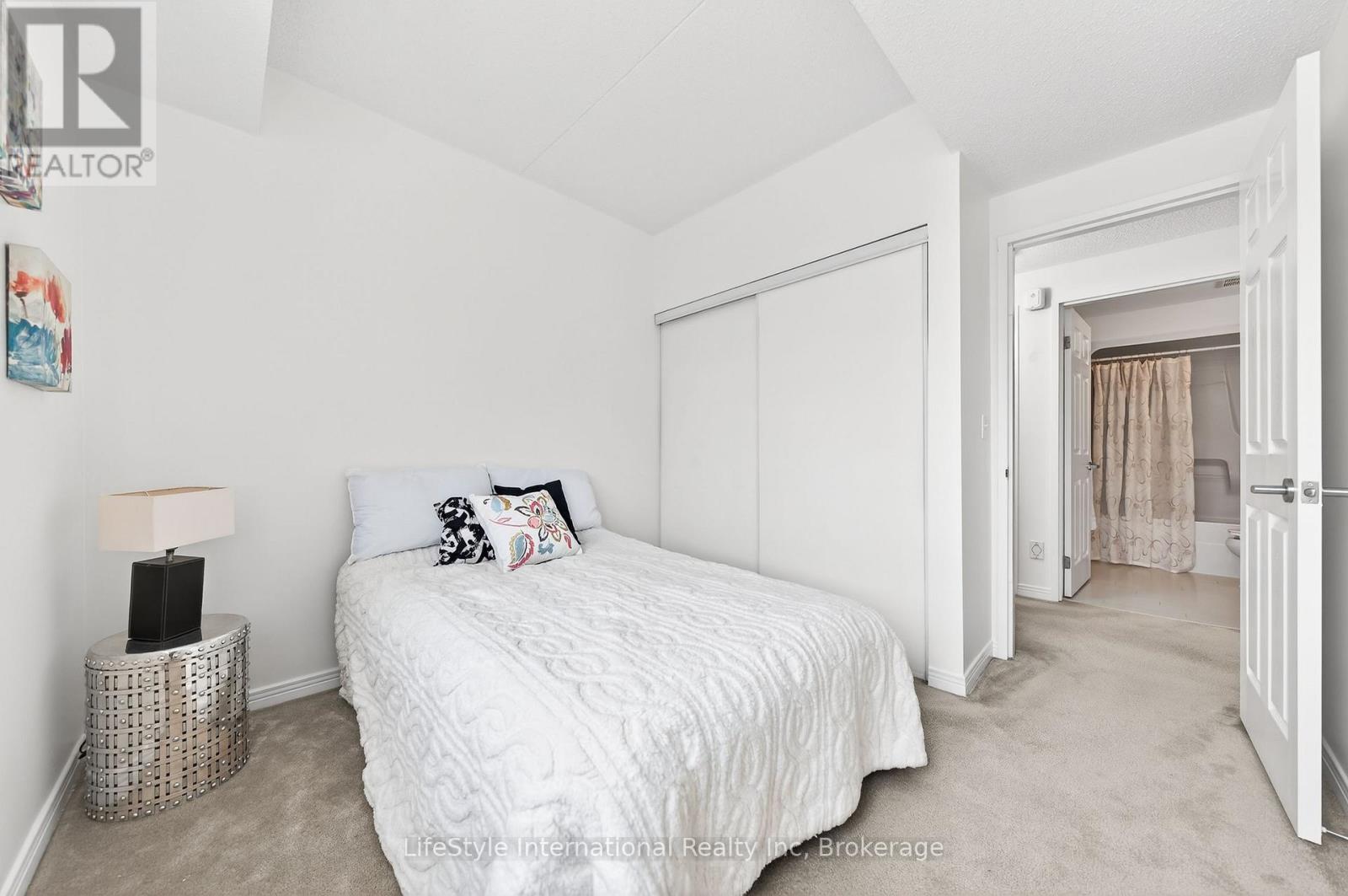 103 - 208 Silvercreek Parkway N, Guelph, Ontario  N1H 8H2 - Photo 16 - X12964520