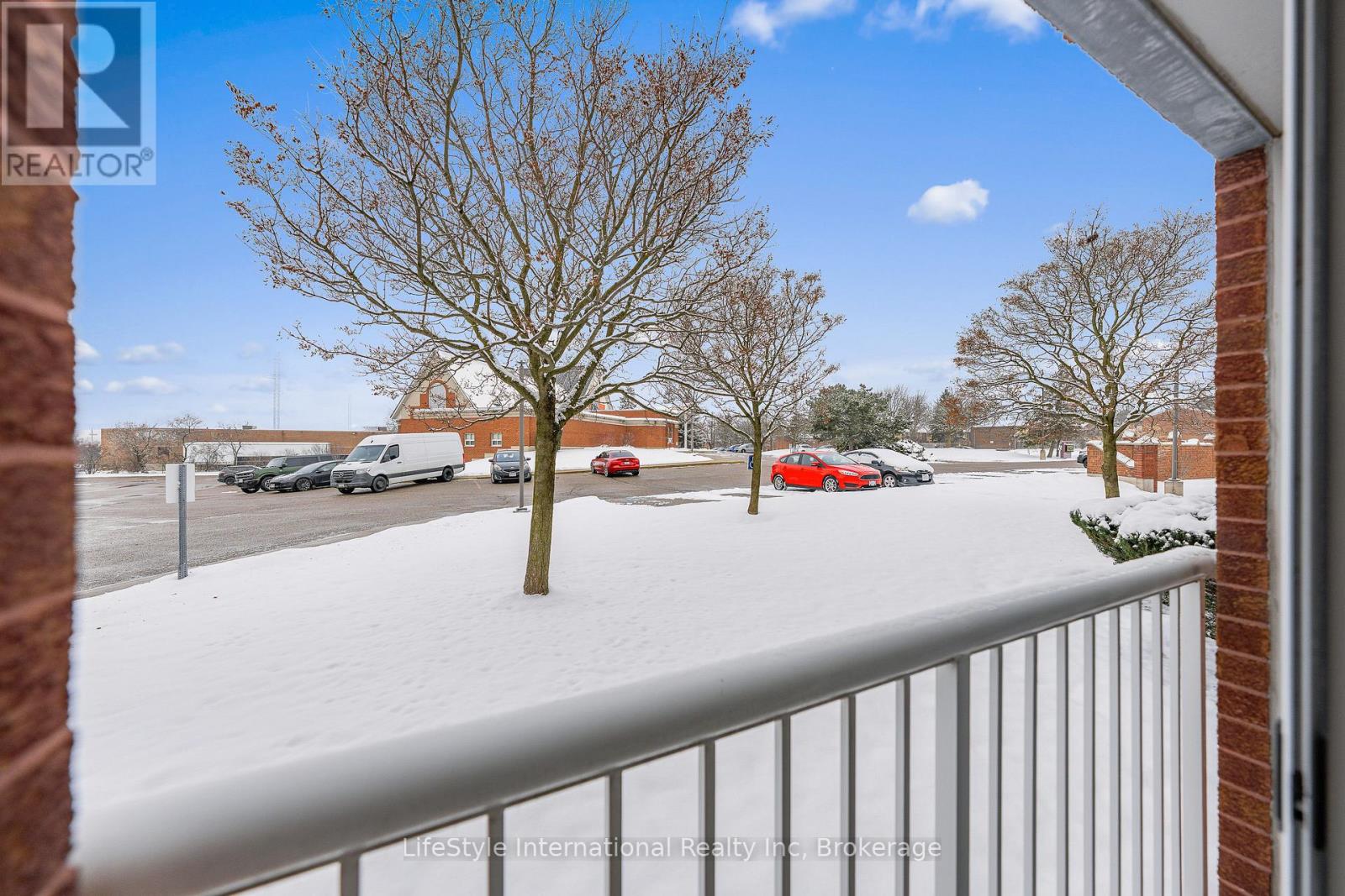 103 - 208 Silvercreek Parkway N, Guelph, Ontario  N1H 8H2 - Photo 19 - X12964520