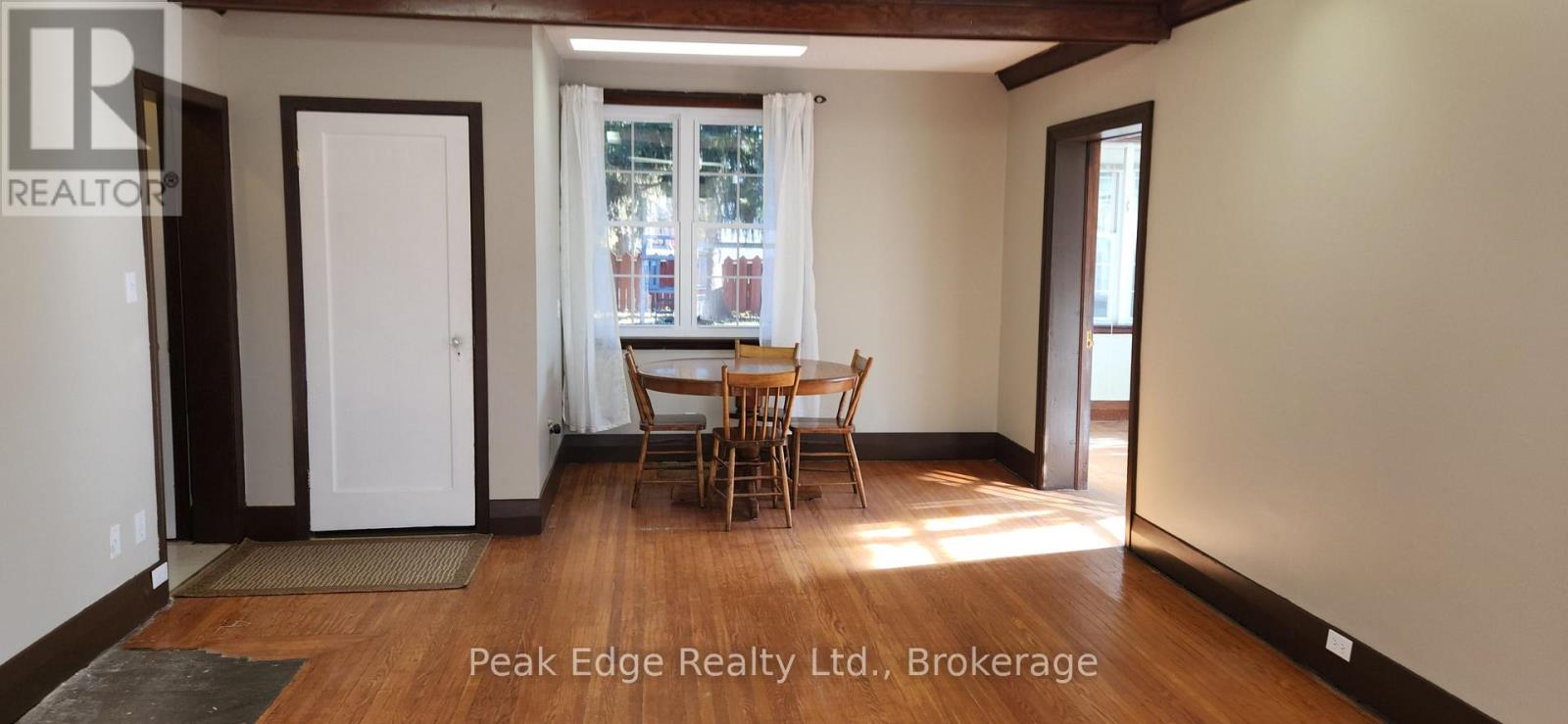 477 12th Avenue, Hanover, Ontario  N4N 2V1 - Photo 6 - X12966018