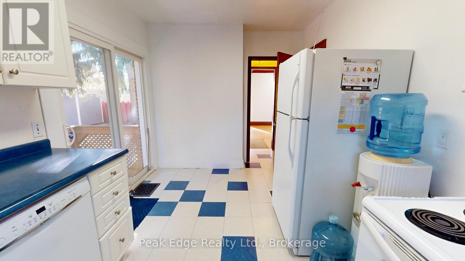 477 12th Avenue, Hanover, Ontario  N4N 2V1 - Photo 8 - X12966018
