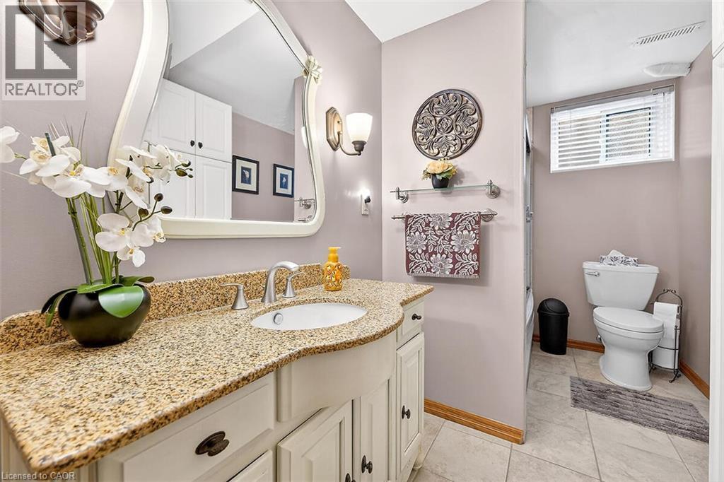 344 Enfield Road, Burlington, Ontario  L7T 4E8 - Photo 34 - 40818277