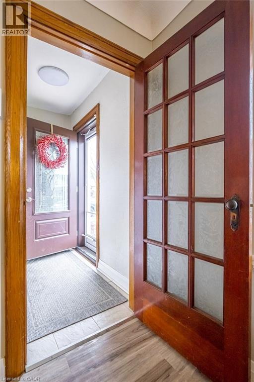143 Huxley Avenue S, Hamilton, Ontario  L8K 2P9 - Photo 2 - 40818153