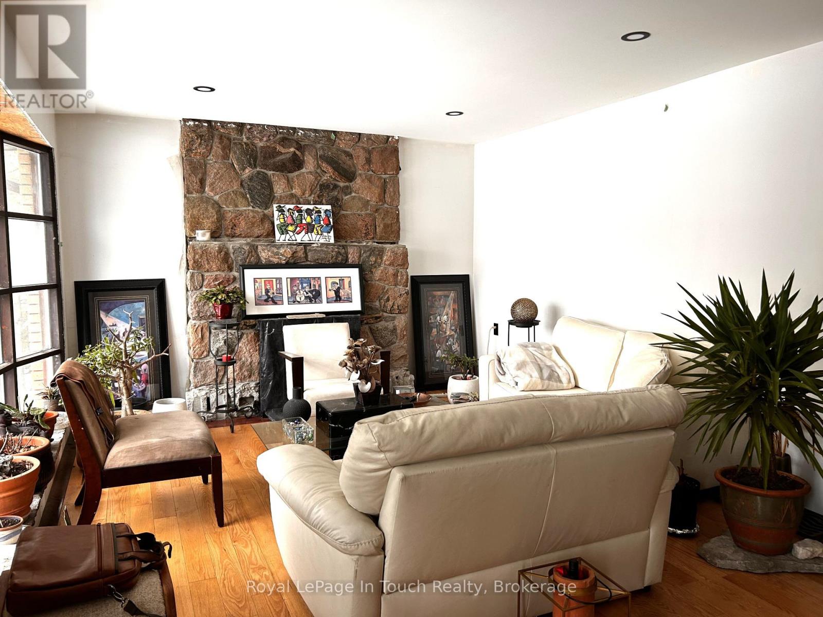 26 Dundee Drive, Tiny, Ontario  L9M 0B3 - Photo 7 - S12970686