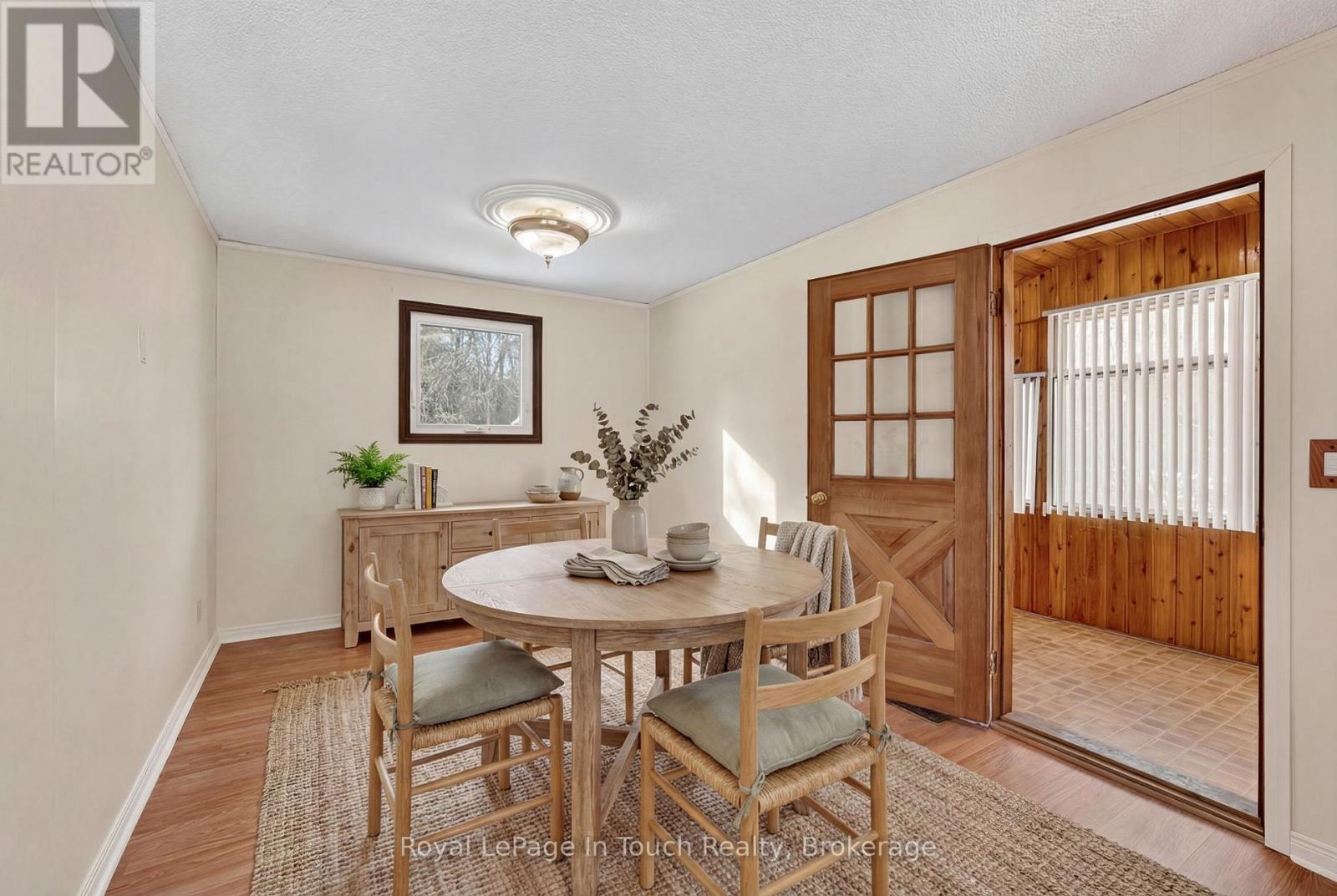 23 Duquette Court, Tiny, Ontario  L9M 0H3 - Photo 11 - S12971464