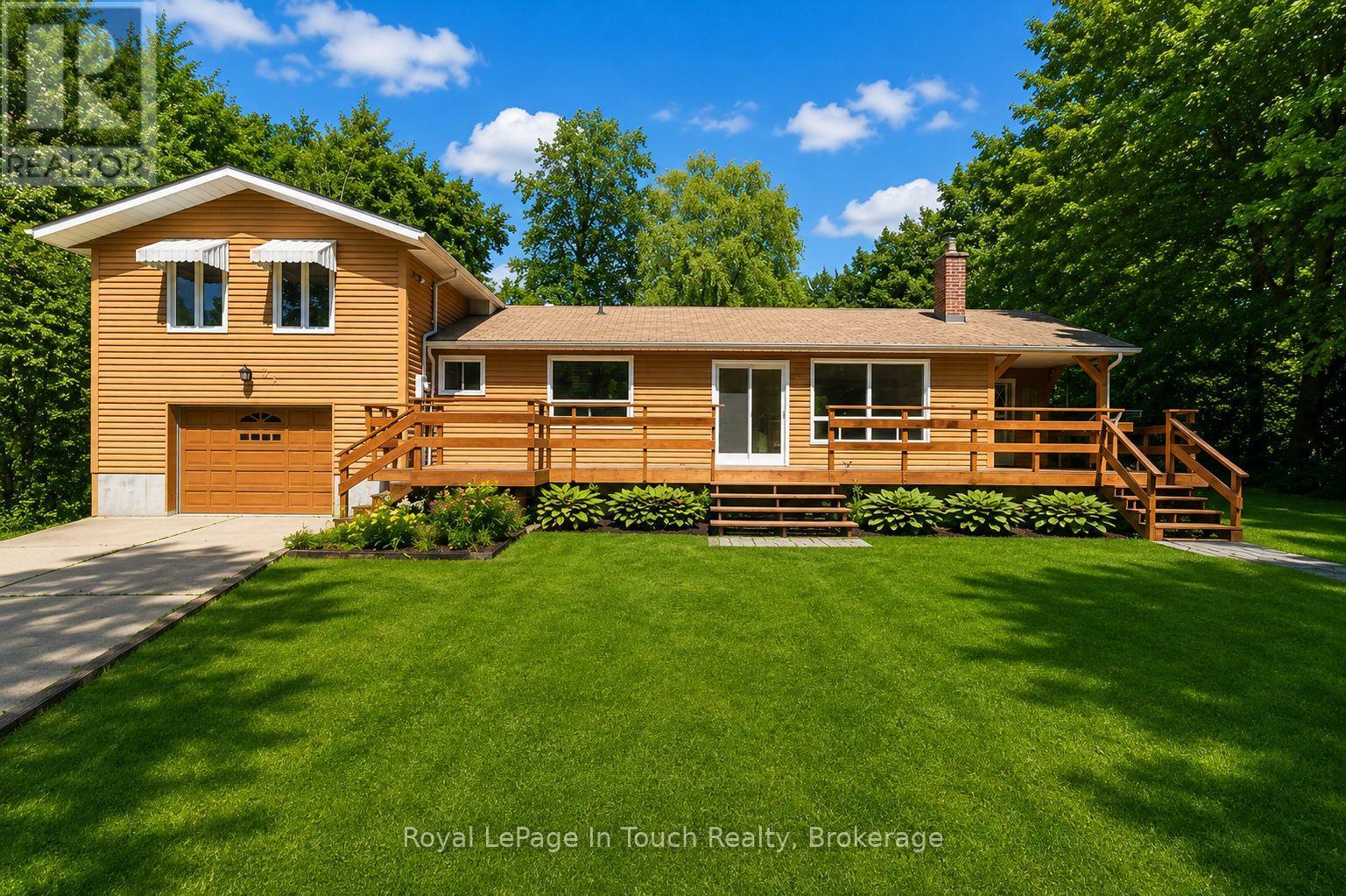 23 Duquette Court, Tiny, Ontario  L9M 0H3 - Photo 3 - S12971464