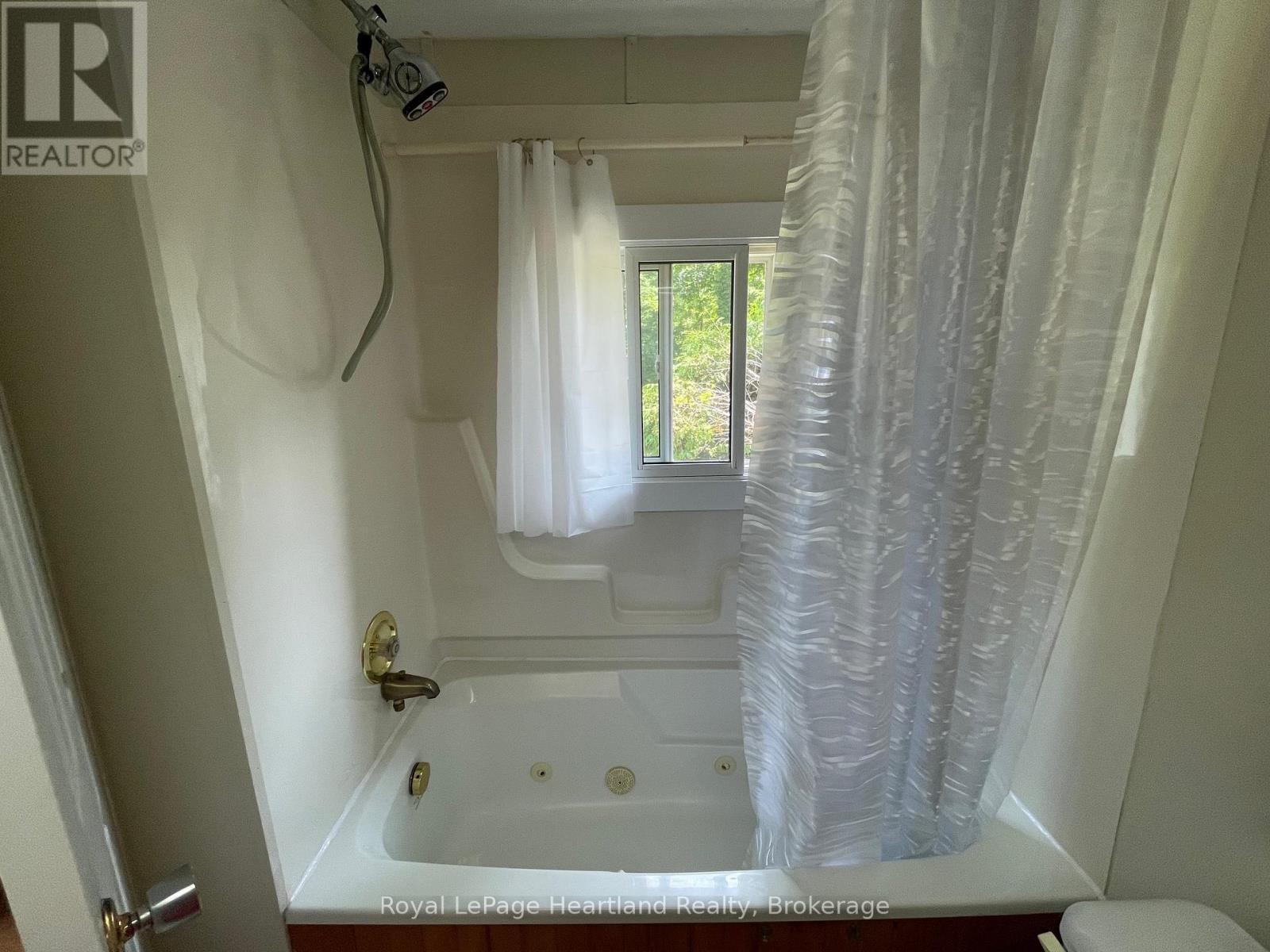 902 White Cedar Dr. - 35791 Bayfield River Road, Central Huron, Ontario  N0M 1G0 - Photo 19 - X12973186