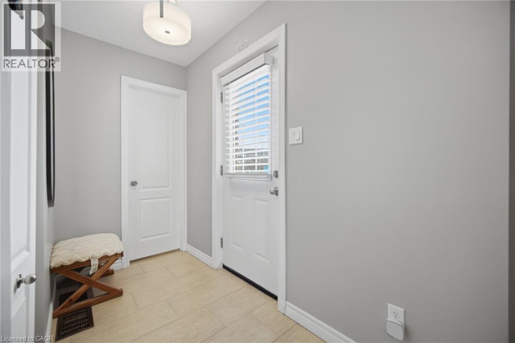 50 Westmount Road W Unit# 20, Kitchener, Ontario  N2M 1R5 - Photo 3 - 40818867