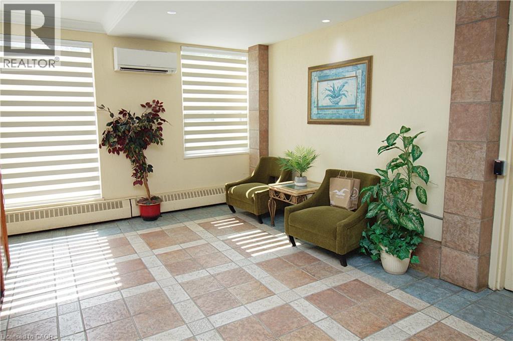 90 Ling Road Unit# 904, Scarborough, Ontario  M1E 4Y3 - Photo 2 - 40819019