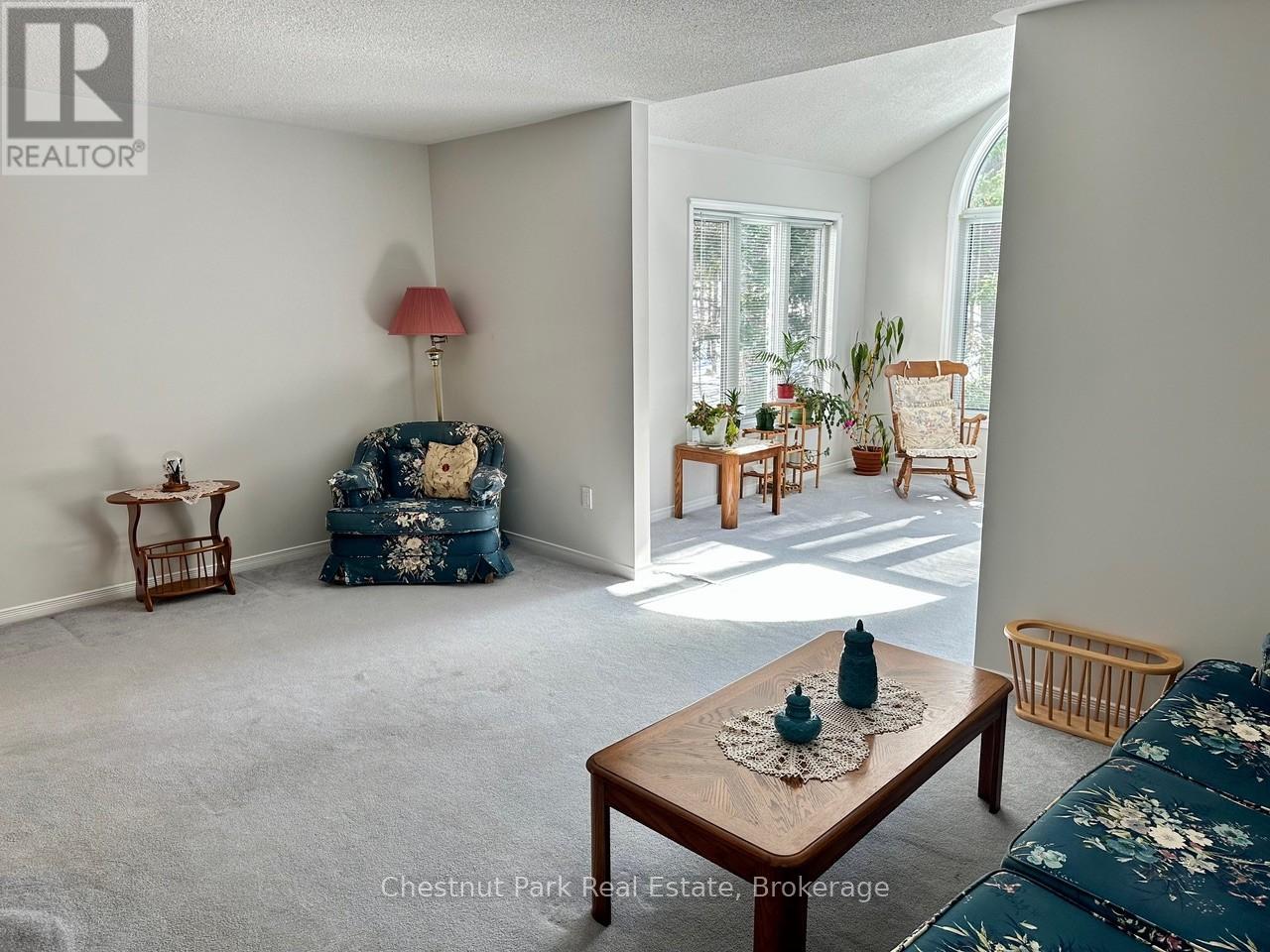 45 Pine Ridge Gate E, Gravenhurst, Ontario  P1P 1Y4 - Photo 6 - X12975124