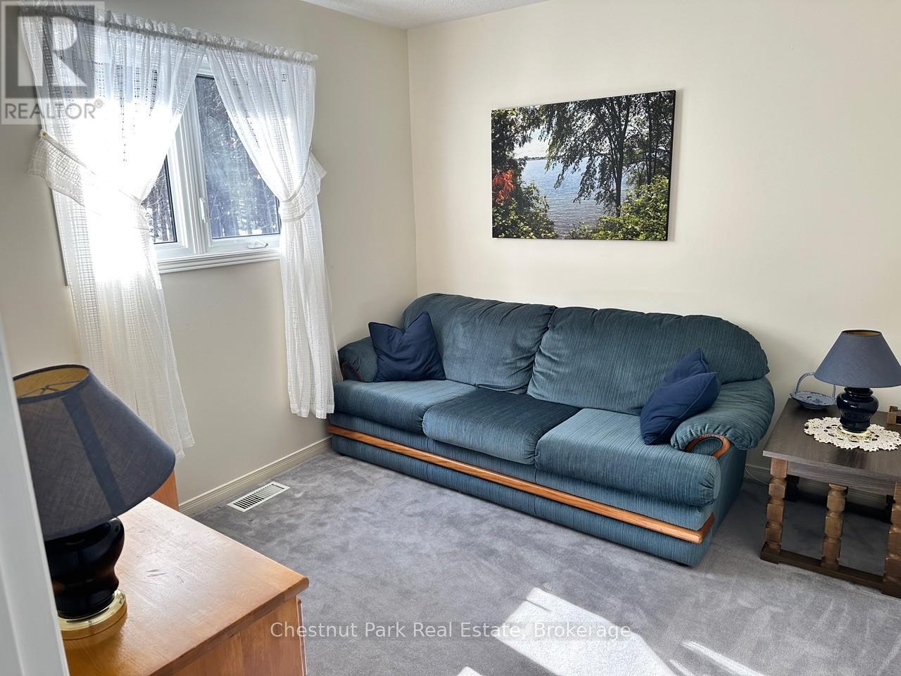 45 Pine Ridge Gate E, Gravenhurst, Ontario  P1P 1Y4 - Photo 7 - X12975124