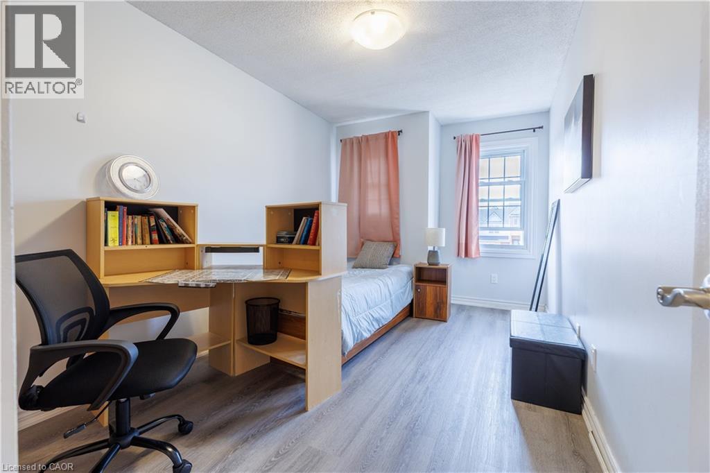 1570 Richmond Street Unit# 5, London, Ontario  N6G 4W1 - Photo 17 - 40819048