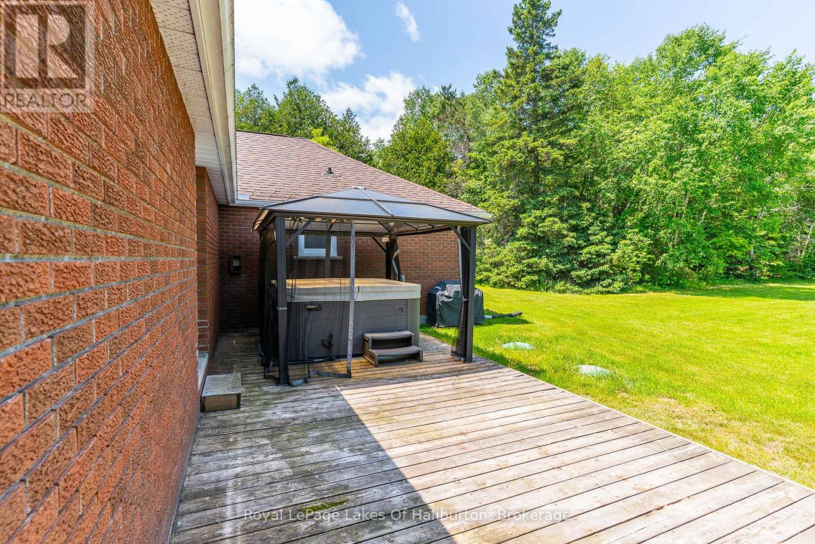 3875 Loop Road, Dysart Et Al, Ontario  K0L 1X0 - Photo 43 - X12975716