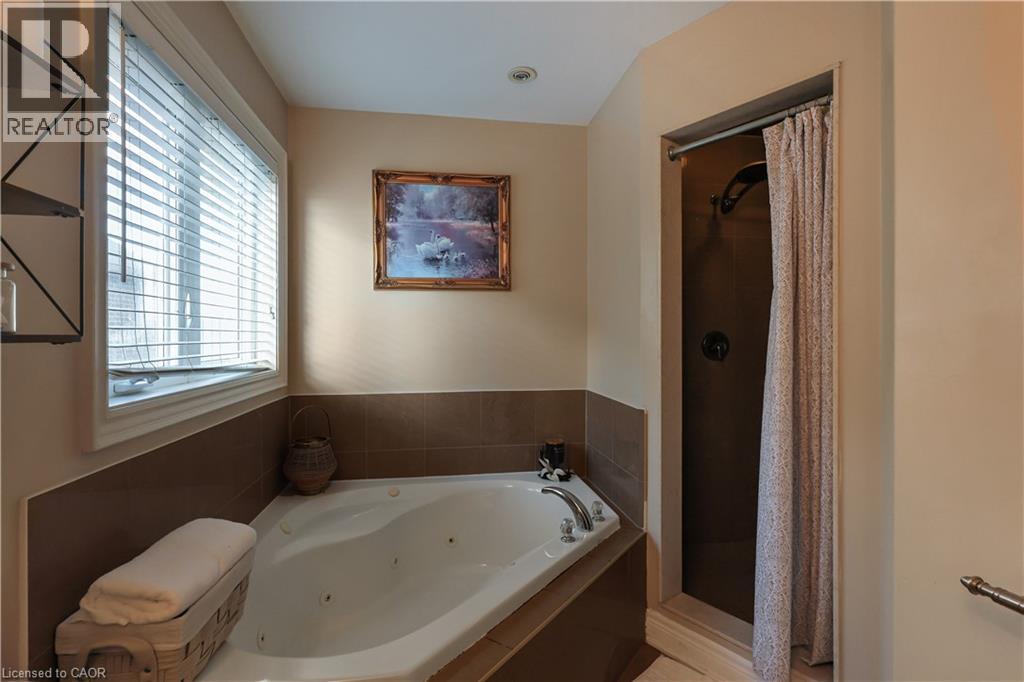 254 Rymal Road W, Hamilton, Ontario  L9B 1B6 - Photo 16 - 40819275