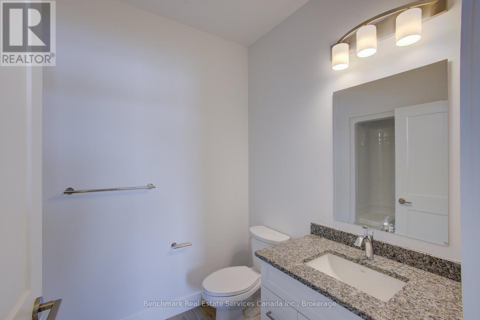 60 Cavalier Crescent, Huron-Kinloss, Ontario  N0G 2R0 - Photo 10 - X12978448