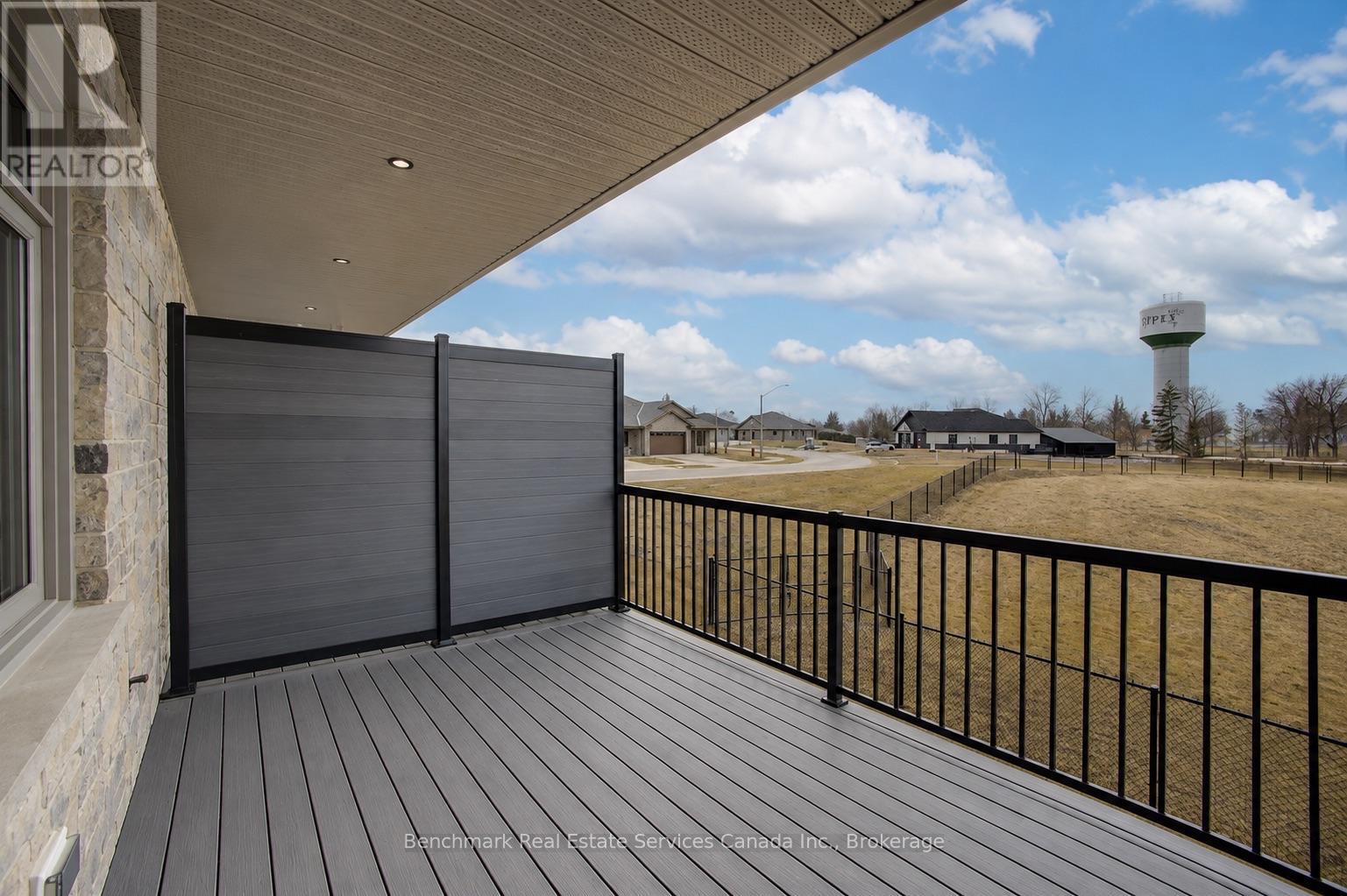 64 Cavalier Crescent, Huron-Kinloss, Ontario  N0G 2R0 - Photo 18 - X12978458