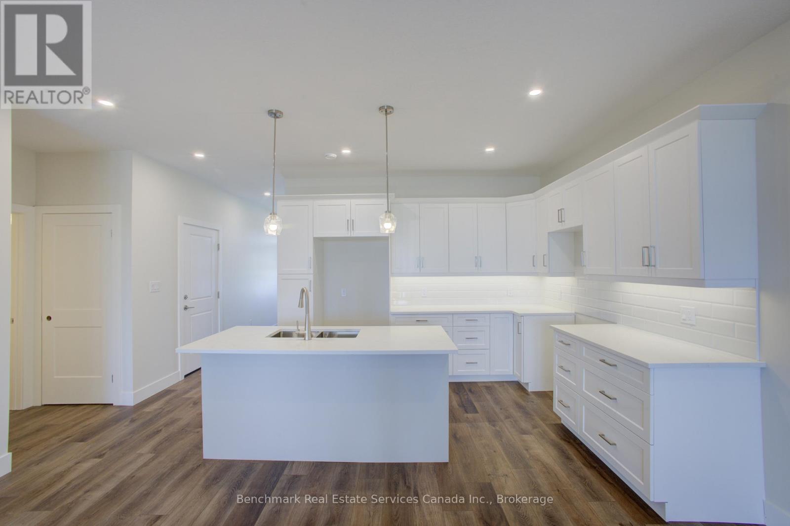 59 Cavalier Crescent, Huron-Kinloss, Ontario  N0G 2R0 - Photo 11 - X12978476