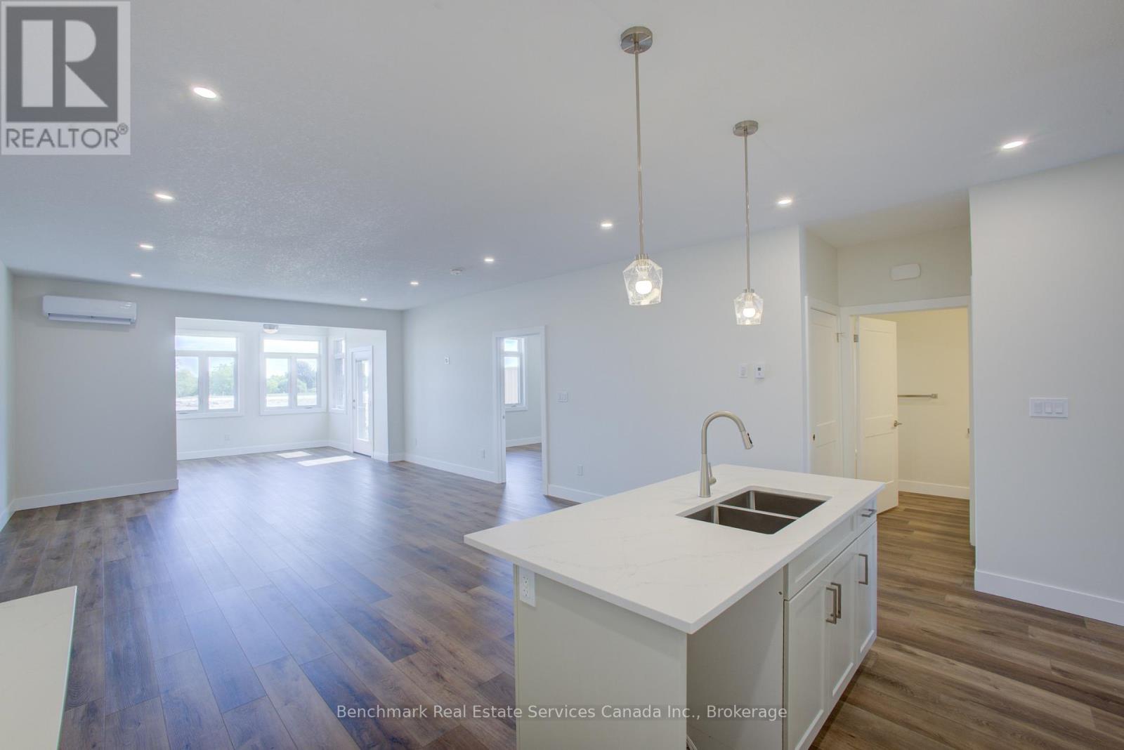59 Cavalier Crescent, Huron-Kinloss, Ontario  N0G 2R0 - Photo 13 - X12978476