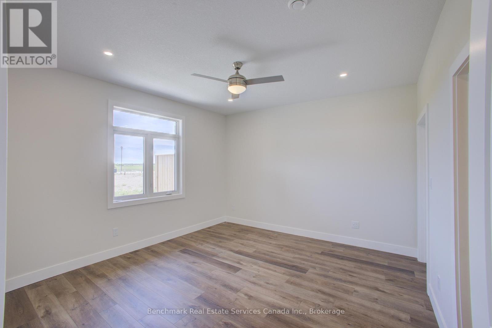 59 Cavalier Crescent, Huron-Kinloss, Ontario  N0G 2R0 - Photo 22 - X12978476