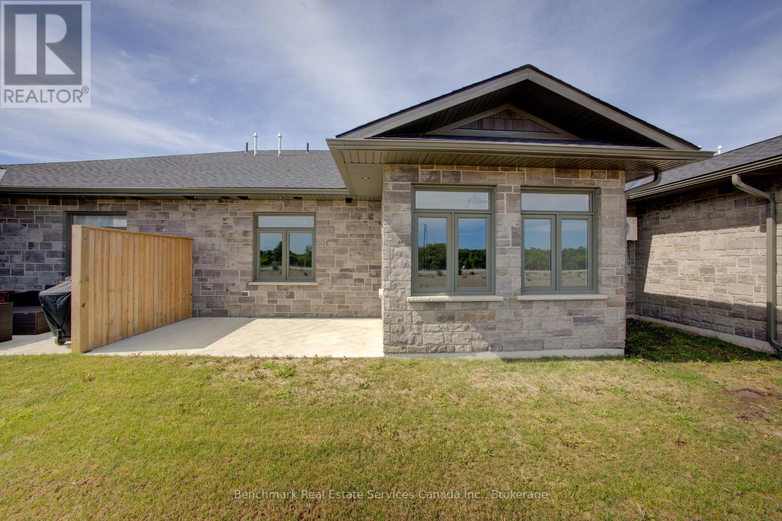 59 Cavalier Crescent, Huron-Kinloss, Ontario  N0G 2R0 - Photo 32 - X12978476
