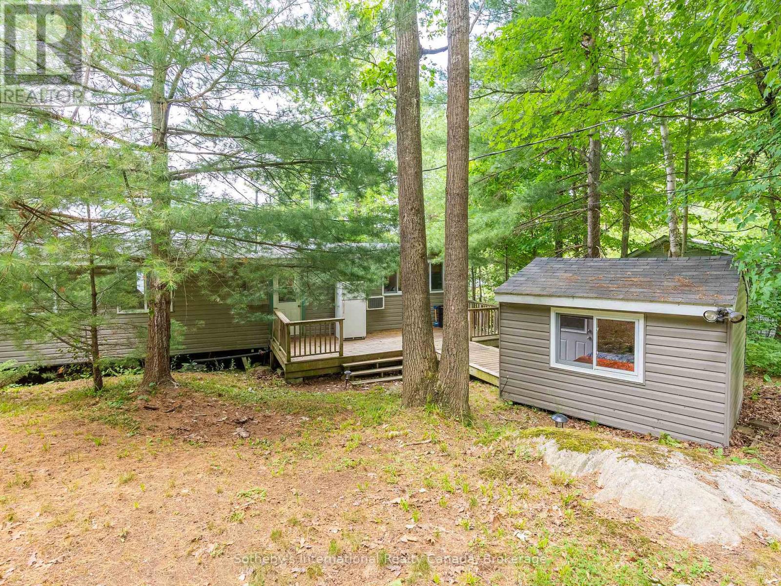 1040 Kahshe Lake, Gravenhurst, Ontario  P0E 1G0 - Photo 24 - X12980070