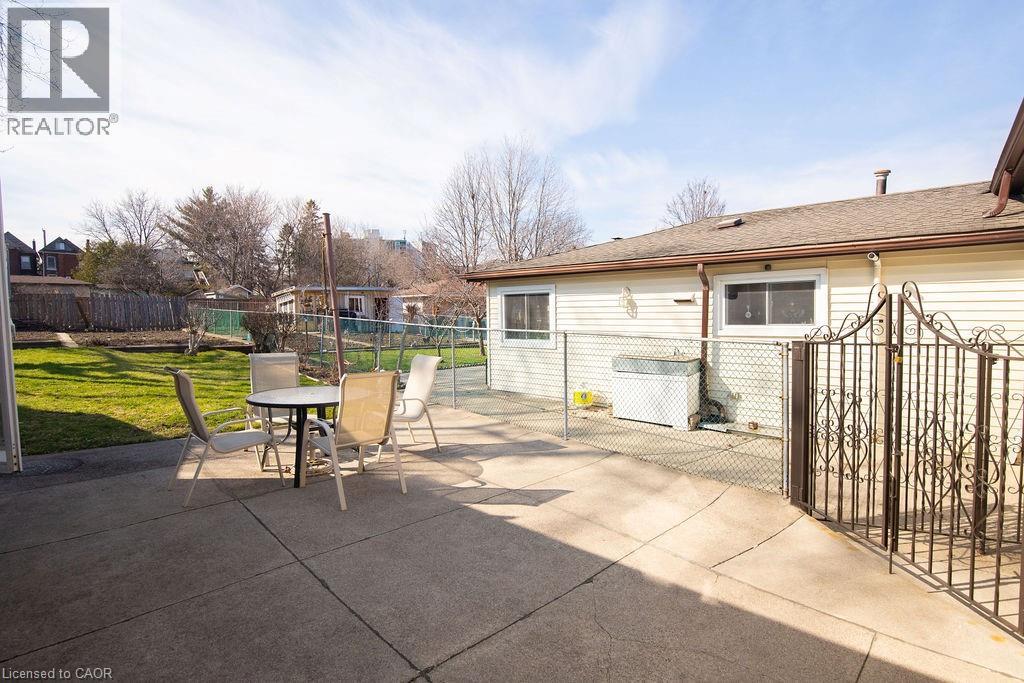 91 Pearl Street N, Hamilton, Ontario  L8R 2Z2 - Photo 12 - 40819336