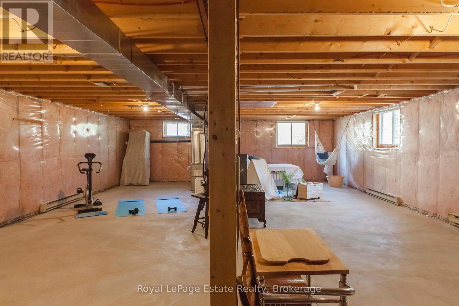 21 Sauble Woods Crescent, South Bruce Peninsula, Ontario  N0H 2G0 - Photo 38 - X12981556
