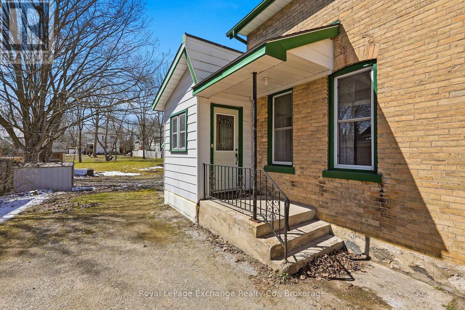 588 11th Avenue, Hanover, Ontario  N4N 2S6 - Photo 33 - X12981660