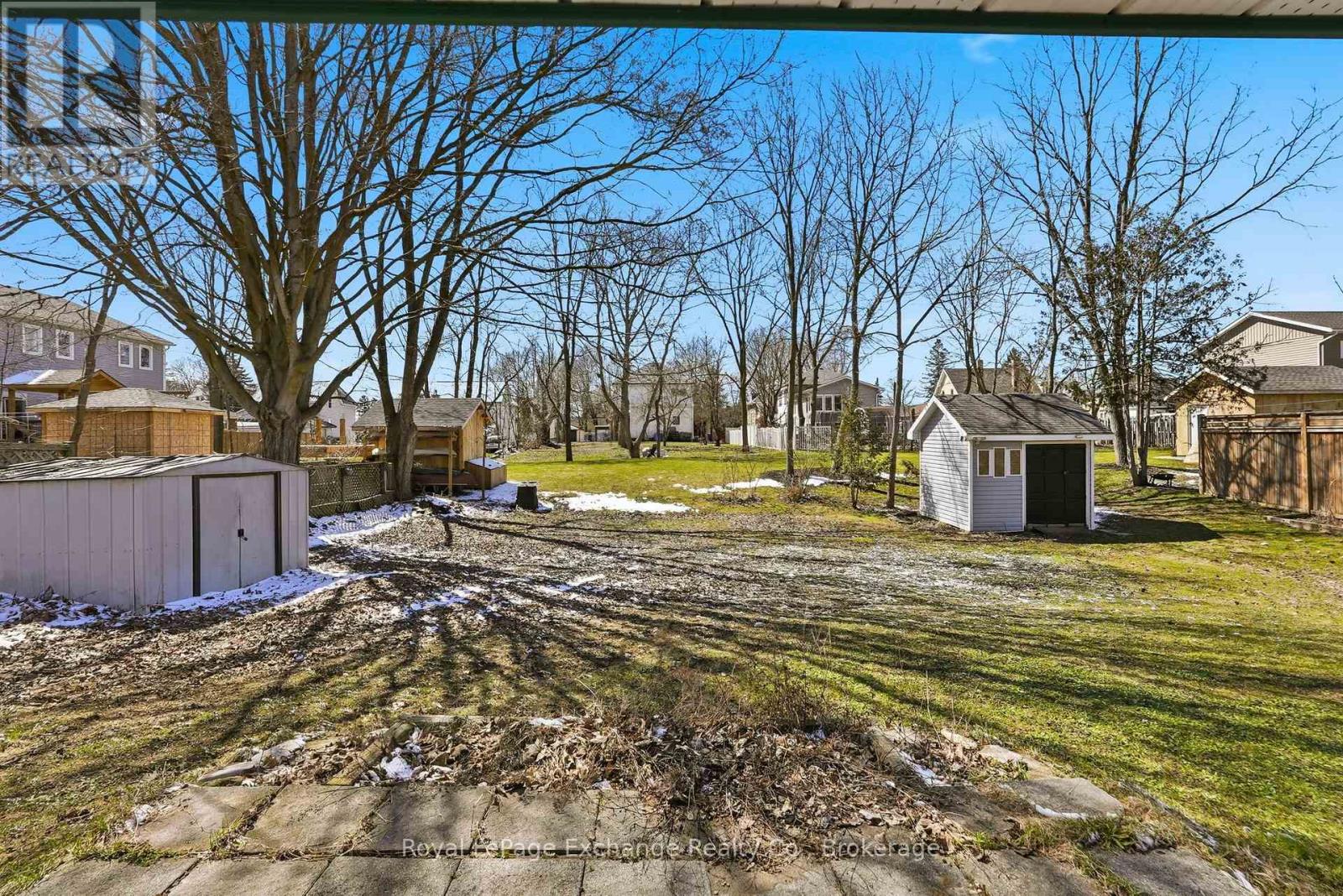 588 11th Avenue, Hanover, Ontario  N4N 2S6 - Photo 35 - X12981660