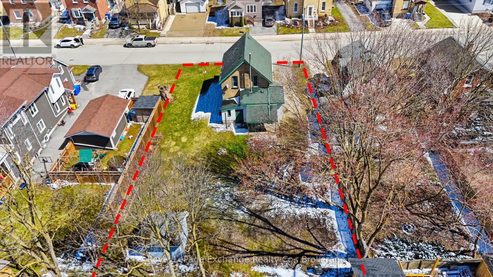 588 11th Avenue, Hanover, Ontario  N4N 2S6 - Photo 5 - X12981660