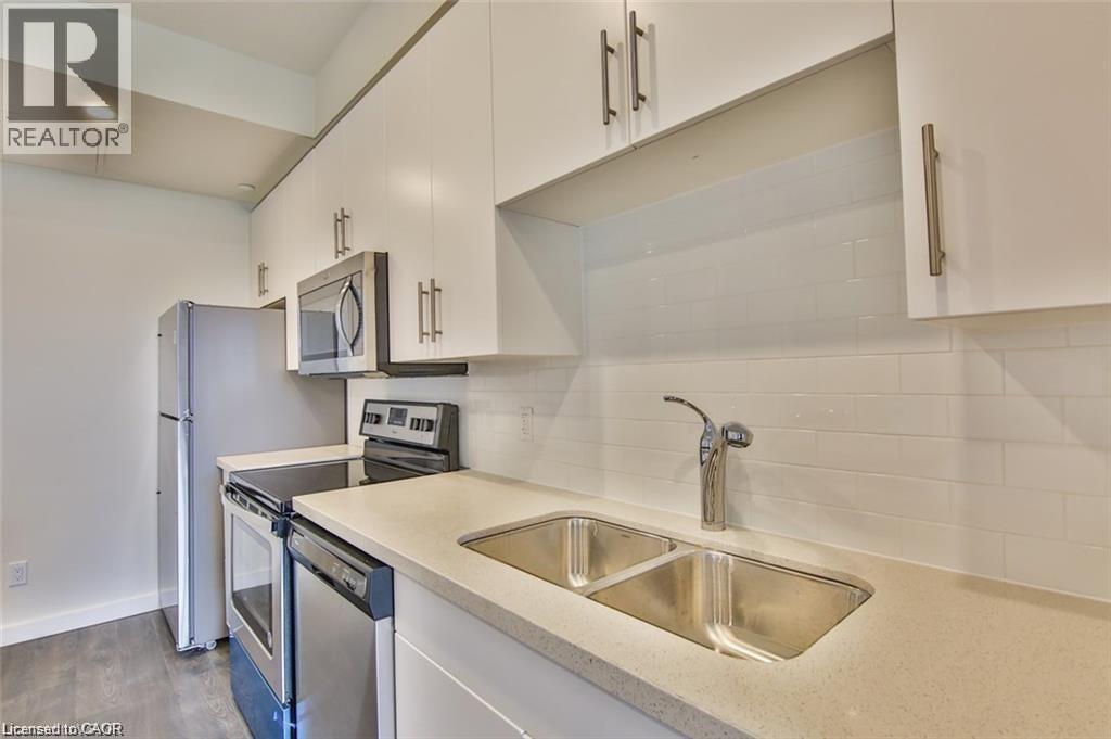 690 King Street W Unit# 522, Kitchener, Ontario  N2H 5L8 - Photo 5 - 40816953