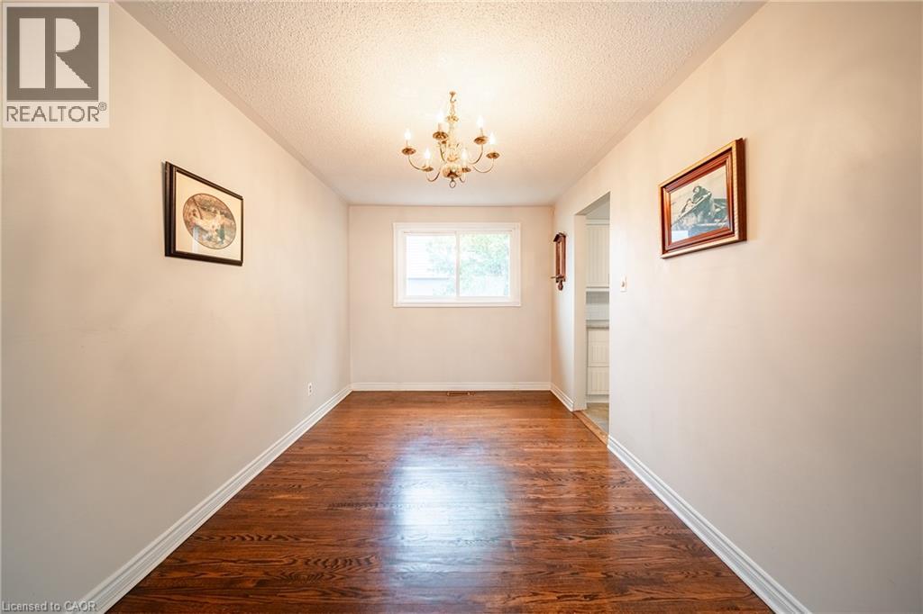 557 Trafford Crescent, Oakville, Ontario  L6L 3T4 - Photo 7 - 40819616