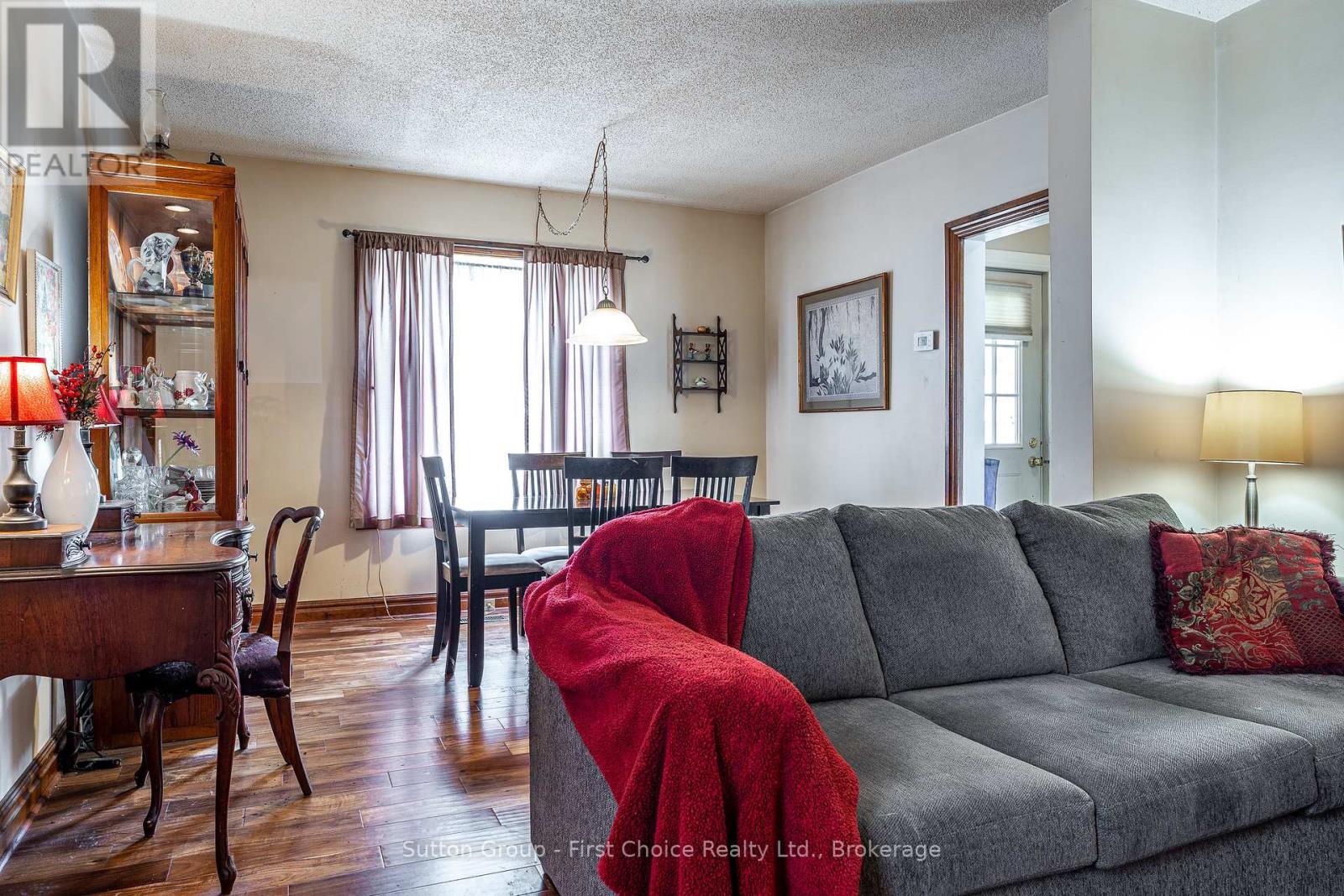 141 Perth Street, Stratford, Ontario  N5A 3Y1 - Photo 14 - X12983104