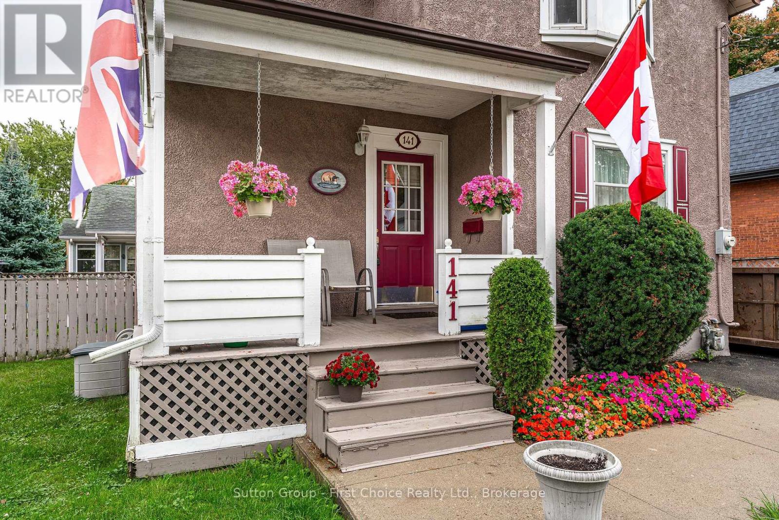 141 Perth Street, Stratford, Ontario  N5A 3Y1 - Photo 4 - X12983104