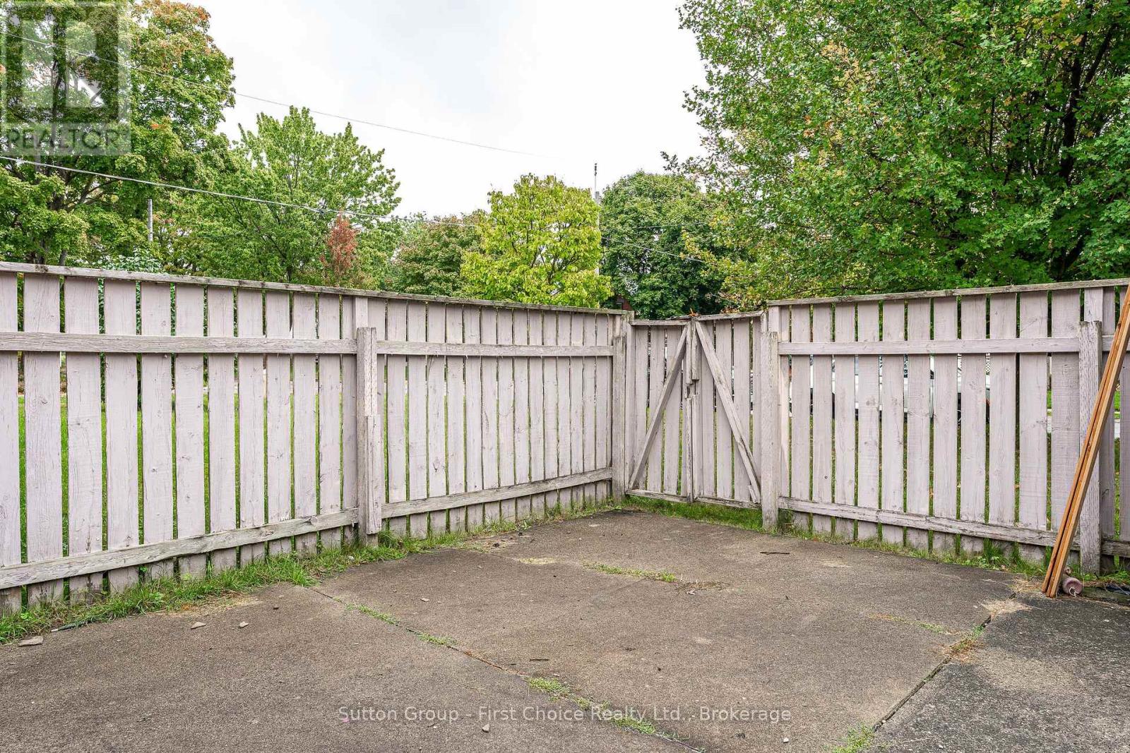141 Perth Street, Stratford, Ontario  N5A 3Y1 - Photo 42 - X12983104
