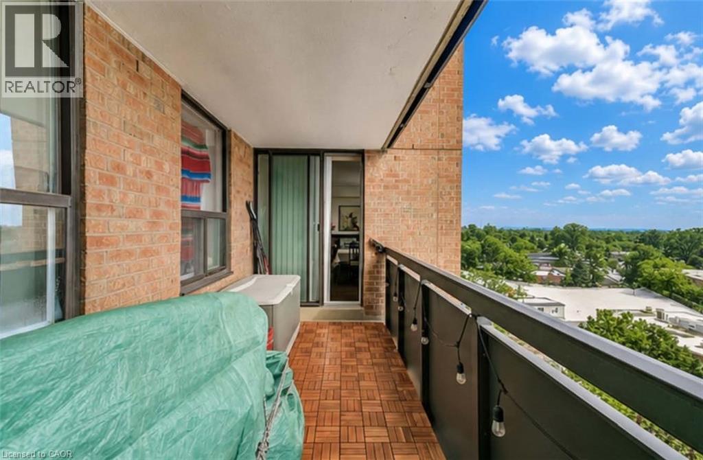 3845 Lakeshore Boulevard W Unit# 804, Toronto, Ontario  M8W 4Y3 - Photo 3 - 40819624