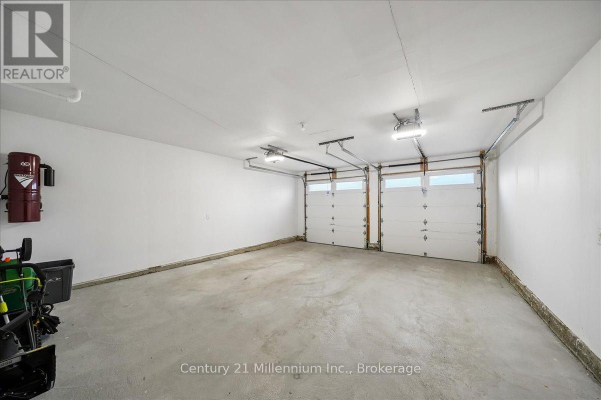 161 Springside Crescent, Blue Mountains, Ontario  L9Y 5L3 - Photo 48 - X12983374