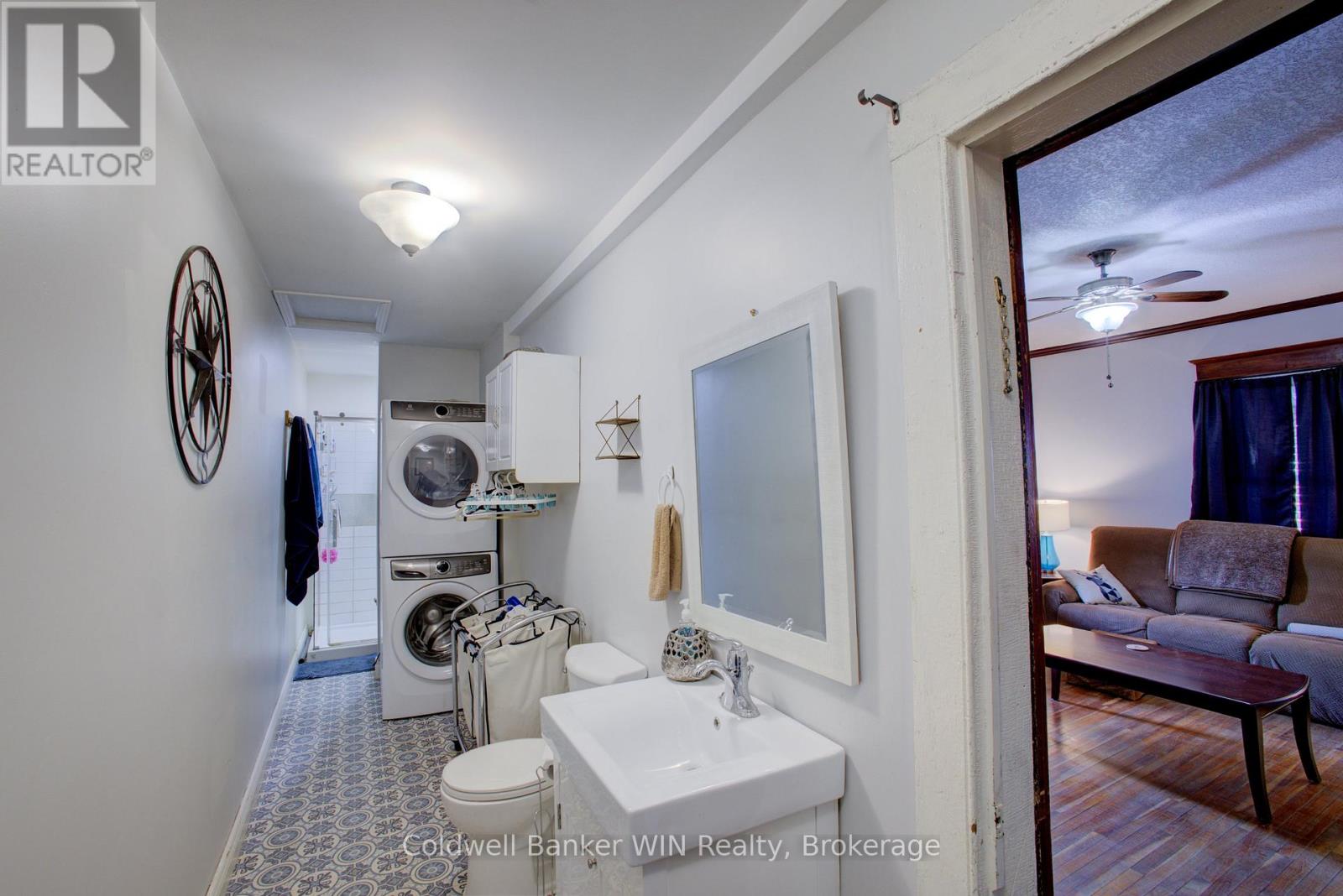 17 Arthur Street E, Minto, Ontario  N0G 1Z0 - Photo 13 - X12984258