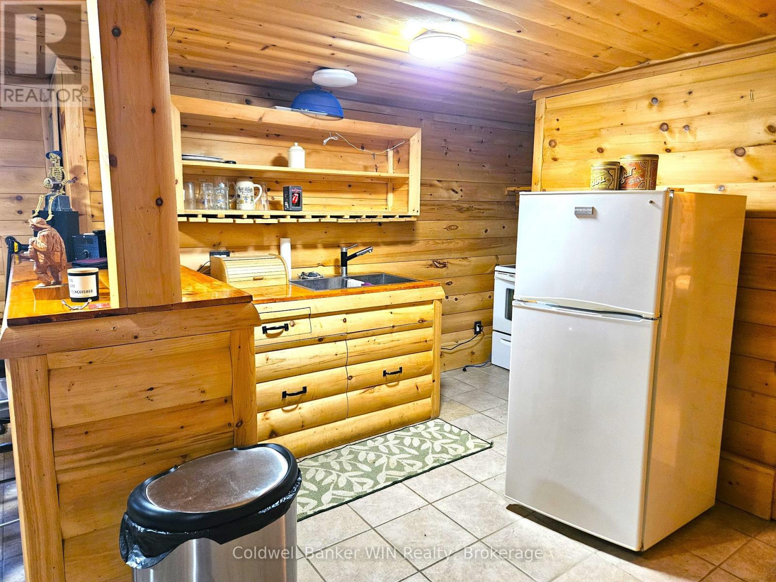 17 Arthur Street E, Minto, Ontario  N0G 1Z0 - Photo 28 - X12984258