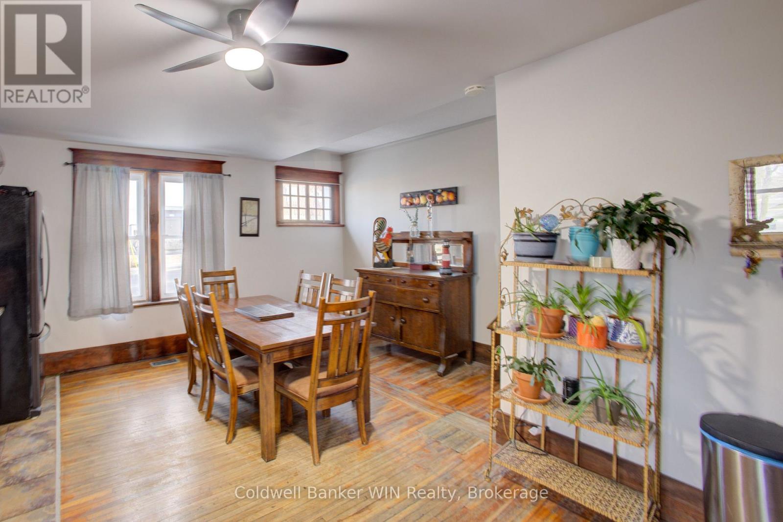 17 Arthur Street E, Minto, Ontario  N0G 1Z0 - Photo 7 - X12984258