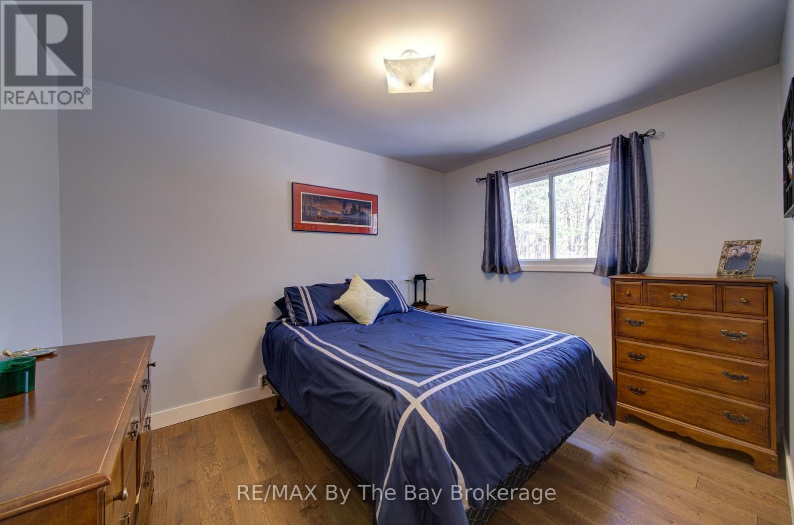9 Frederick Drive, Wasaga Beach, Ontario  L9Z 1P9 - Photo 15 - S12984614
