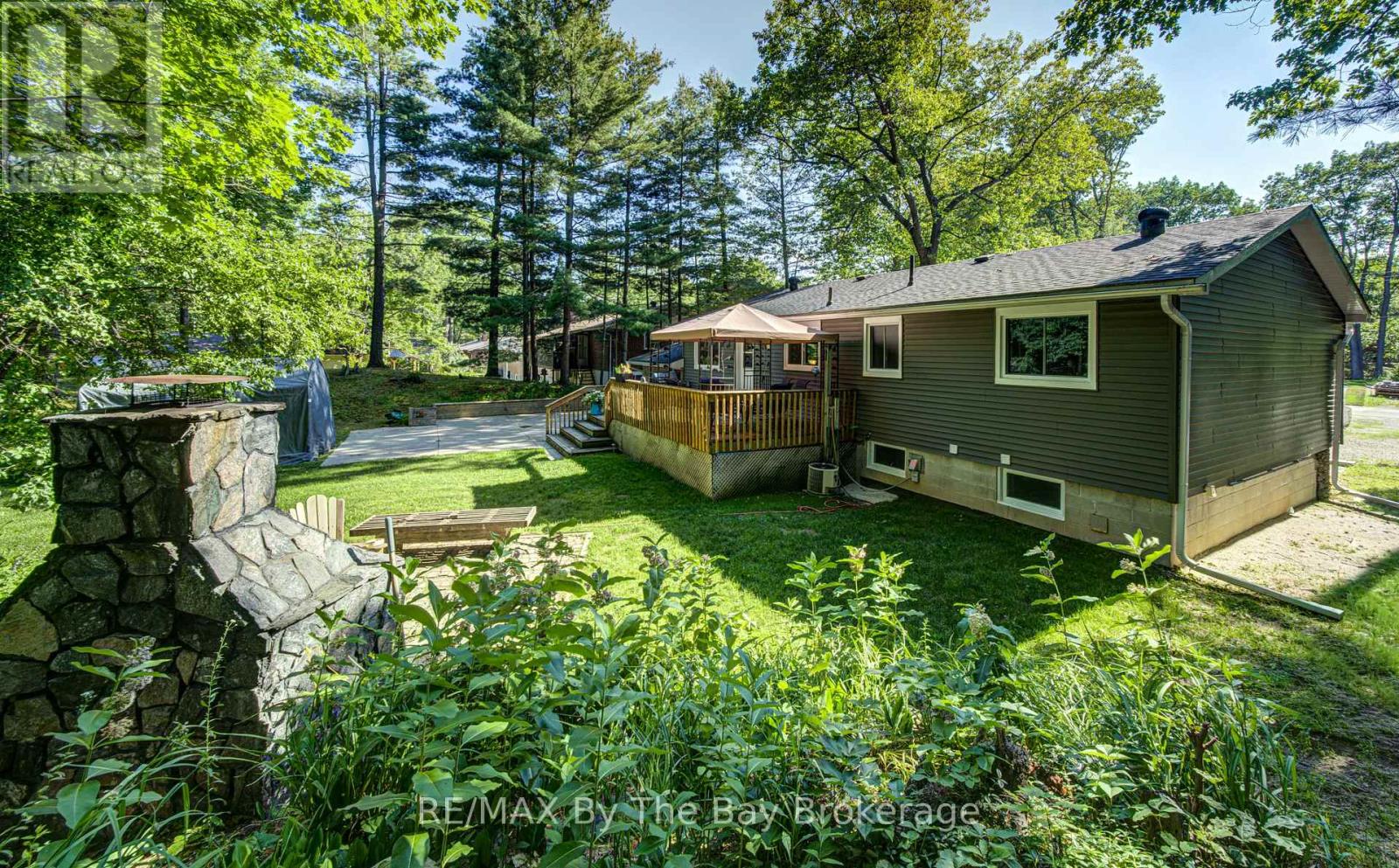 9 Frederick Drive, Wasaga Beach, Ontario  L9Z 1P9 - Photo 33 - S12984614