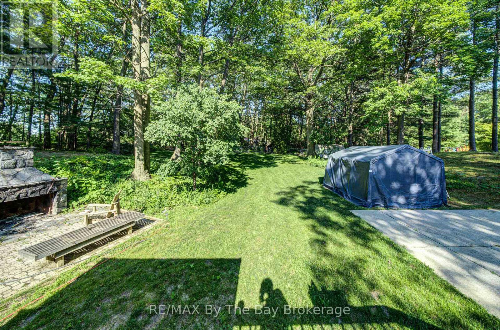 9 Frederick Drive, Wasaga Beach, Ontario  L9Z 1P9 - Photo 35 - S12984614