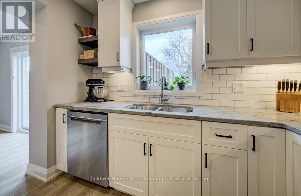 126 Second Street, Brockton, Ontario  N0G 2V0 - Photo 13 - X12984656