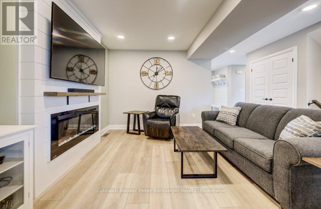 126 Second Street, Brockton, Ontario  N0G 2V0 - Photo 22 - X12984656