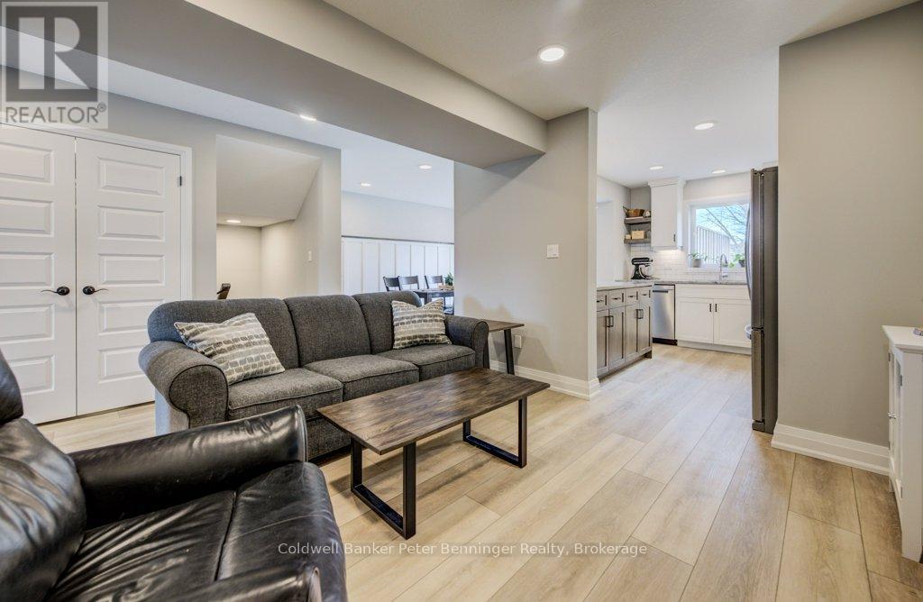 126 Second Street, Brockton, Ontario  N0G 2V0 - Photo 23 - X12984656