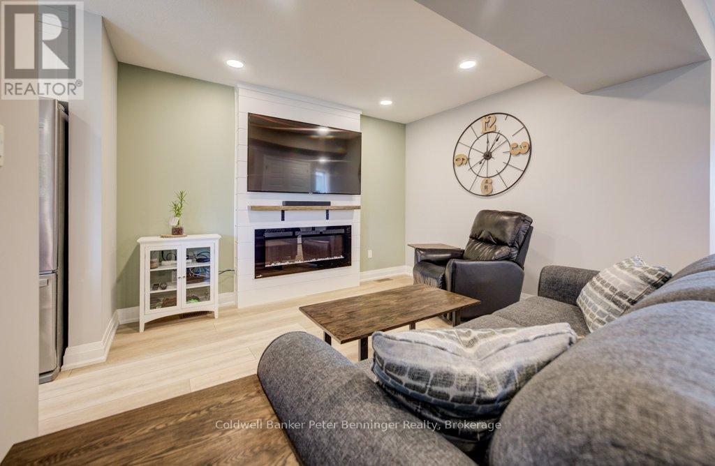 126 Second Street, Brockton, Ontario  N0G 2V0 - Photo 25 - X12984656