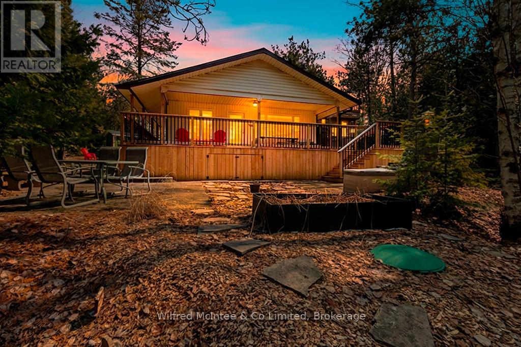 55 Thompson Avenue, Native Leased Lands, Ontario  N0H 2G0 - Photo 50 - X12984866