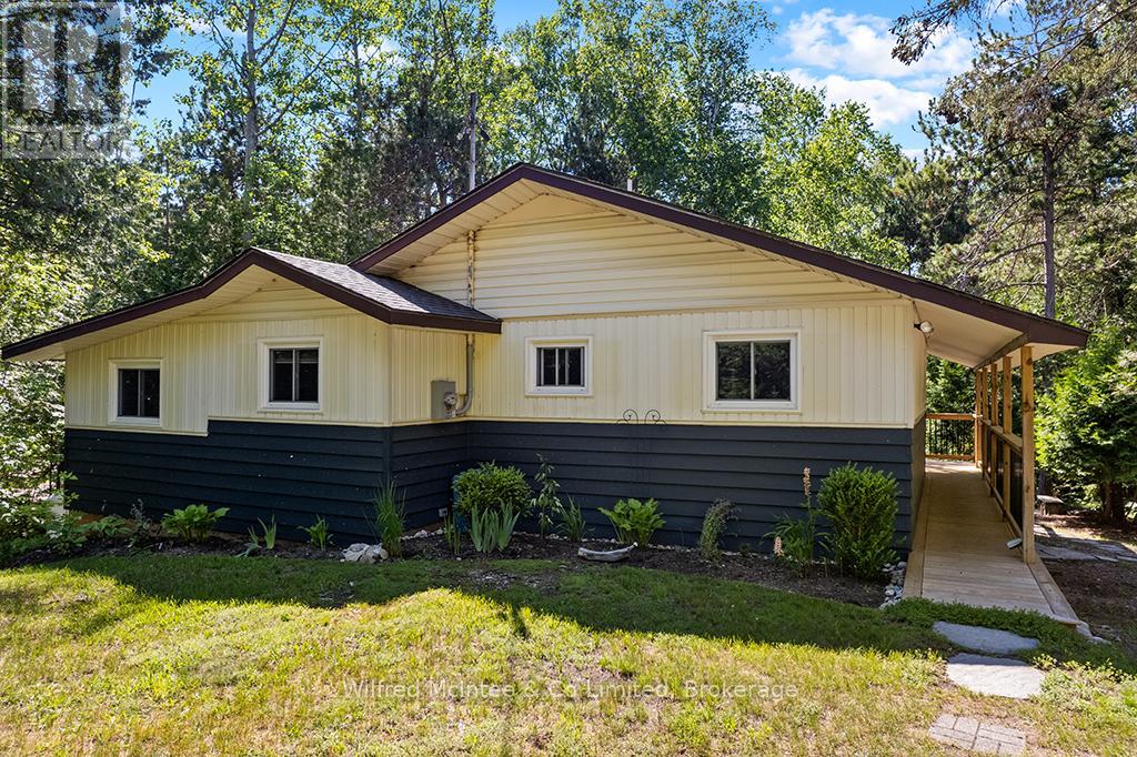 55 Thompson Avenue, Native Leased Lands, Ontario  N0H 2G0 - Photo 7 - X12984866